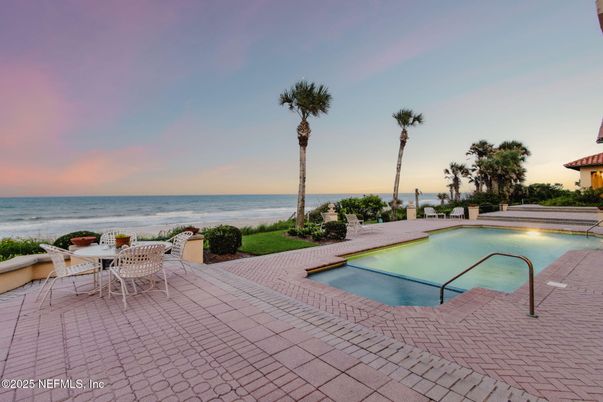 Exterior, Pool, Water