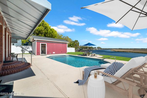 Exterior, Pool, Water