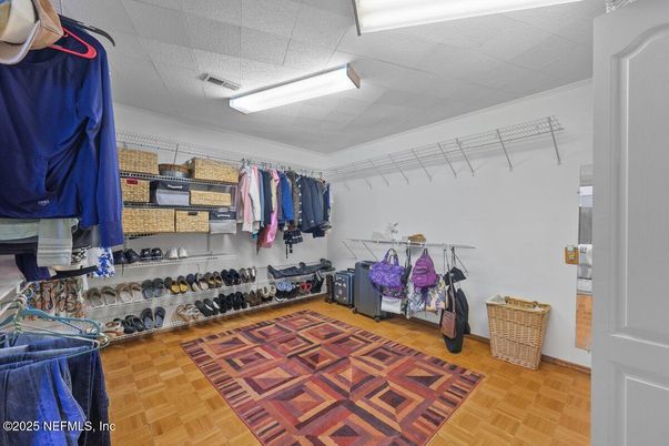 Interior, Walk-in Closets, Wood Texture Flooring