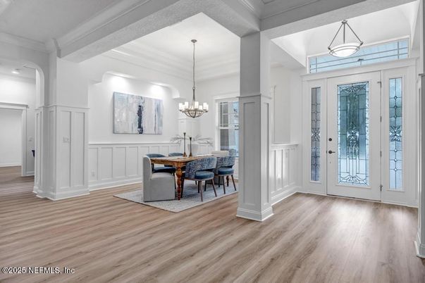 Chandelier, Dining room, Interior, Pendant Lights, Wood Texture Flooring
