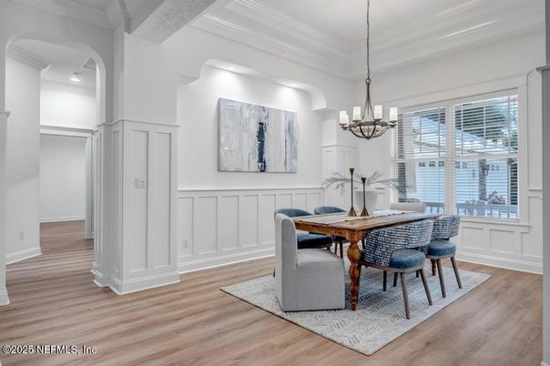 Chandelier, Dining room, Interior, Recessed Lighting, Wood Texture Flooring