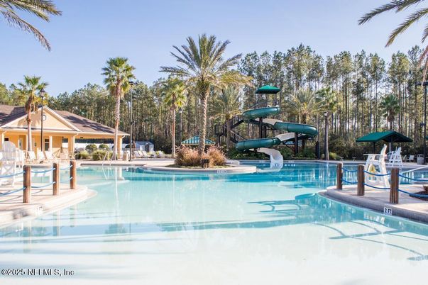 Exterior, Playground, Pool
