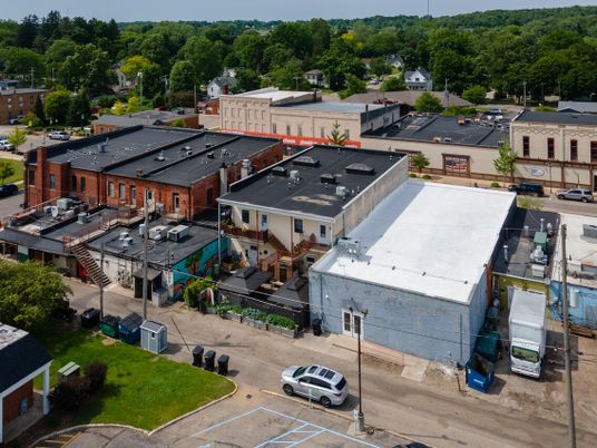 Exterior, Drone