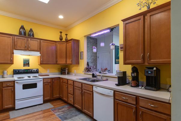 Interior, Kitchen, Pendant Lights, Recessed Lighting, Wood Texture Flooring