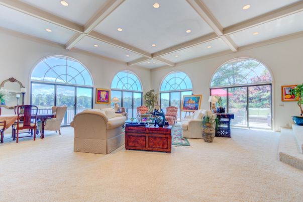 Dining room, Interior, Recessed Lighting