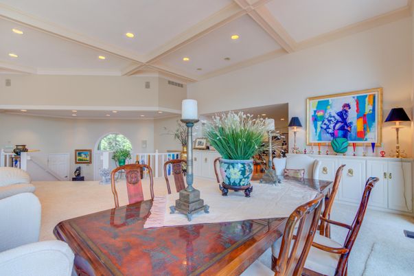 Dining room, Interior, Recessed Lighting