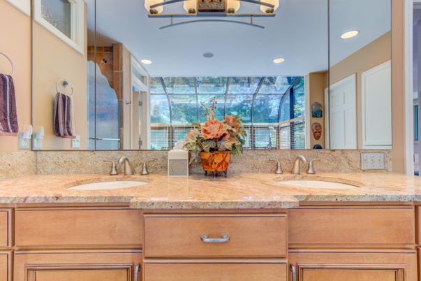 Bathroom, Dual Sink Vanities, Interior, Recessed Lighting, Sun Room