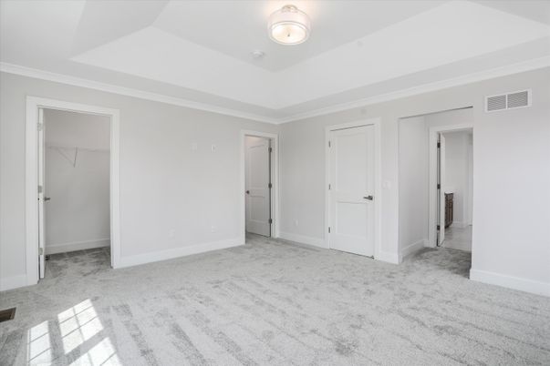 Empty room, Interior, Walk-in Closets