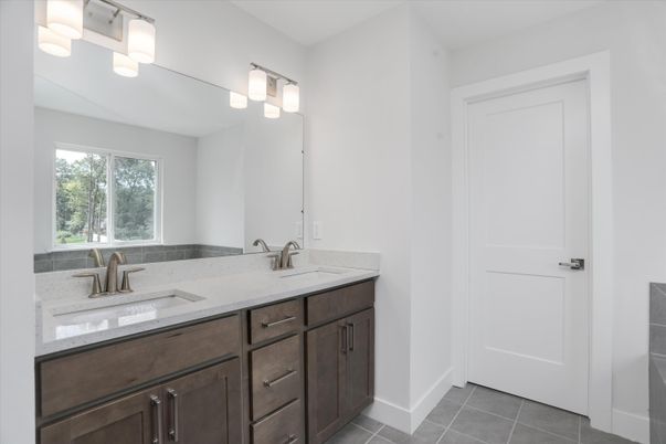 Bathroom, Dual Sink Vanities, Interior