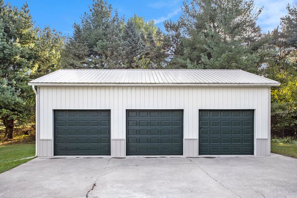 Detached Garage, Exterior
