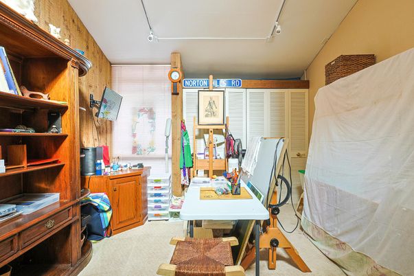Home Office, Interior