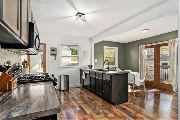 Dining room, Interior, Kitchen, Recessed Lighting, Wood Texture Flooring