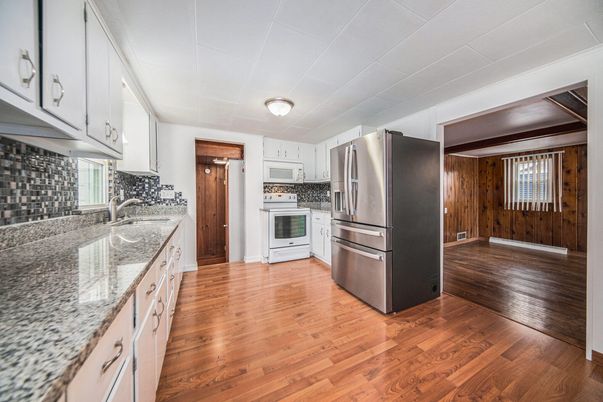 Interior, Kitchen, Stainless Steel Appliances, Wood Texture Flooring