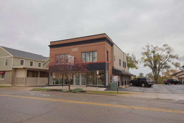 Exterior, Facade, Rowhouse