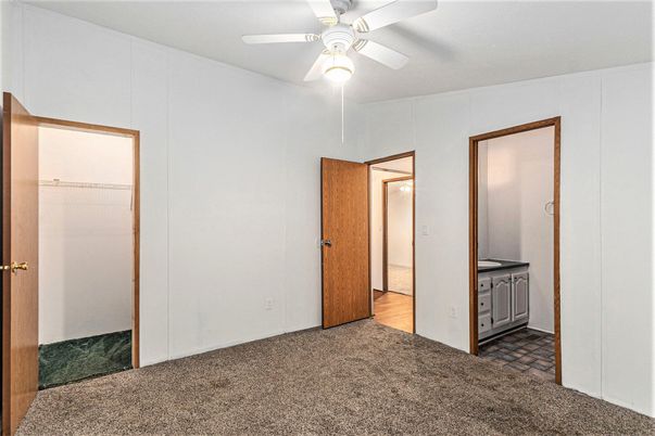 Bathroom, Empty room, Interior
