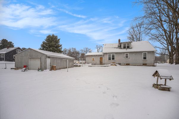 Backyard, Detached Garage, Exterior