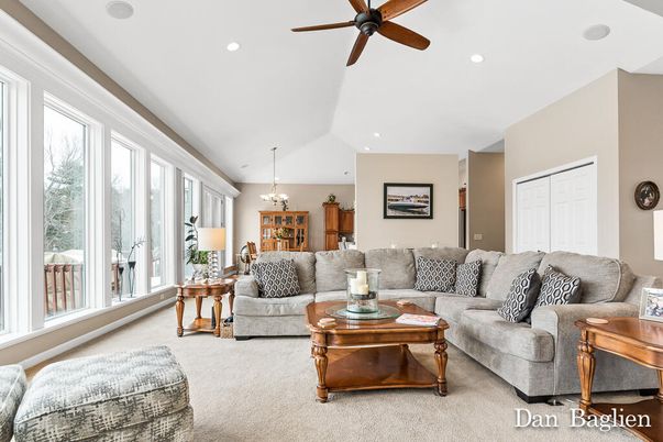 Chandelier, Dining room, Interior, Living room, Recessed Lighting
