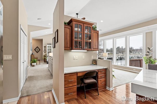 Interior, Recessed Lighting, Water, Wood Texture Flooring