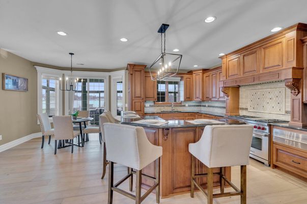 Dining room, Interior, Kitchen, Pendant Lights, Recessed Lighting, Wood Texture Flooring