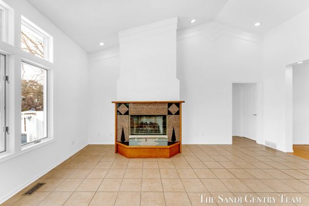 Fireplace, Interior, Recessed Lighting