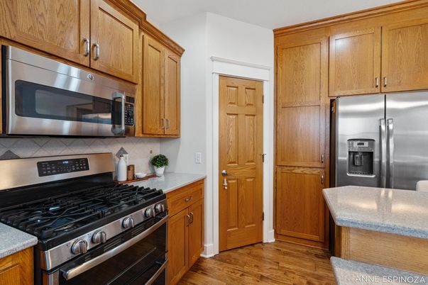 Interior, Kitchen, Stainless Steel Appliances, Wood Texture Flooring