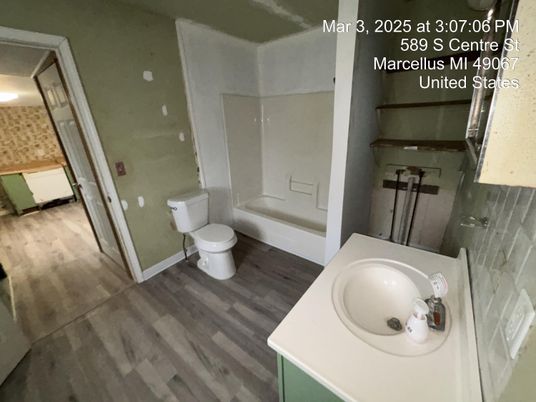 Bathroom, Interior, Wood Texture Flooring