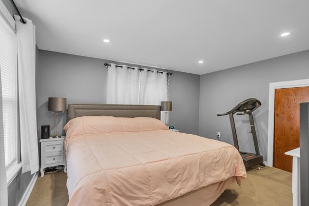 Bedroom, Interior, Recessed Lighting