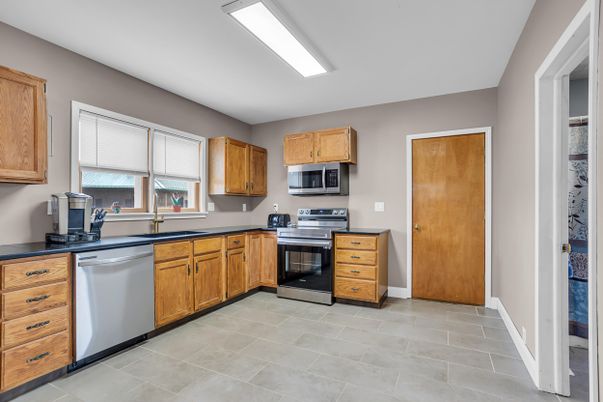 Interior, Kitchen, Stainless Steel Appliances