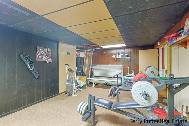 Fitness Equipment, Interior, Wooden Walls