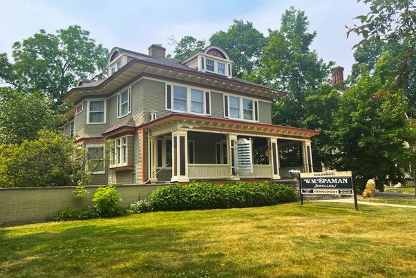 Exterior, Facade, Queen Anne Victorian