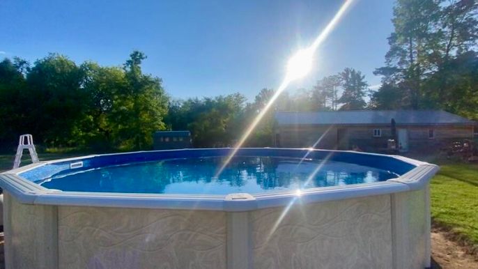 Exterior, Pool