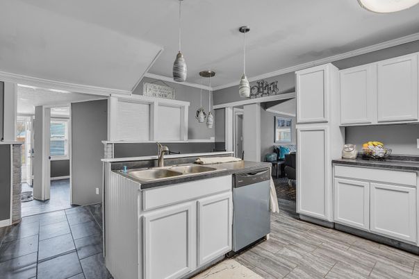 Interior, Kitchen, Pendant Lights