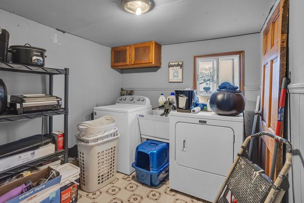 Interior, Washer