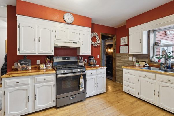 Interior, Kitchen, Wood Texture Flooring
