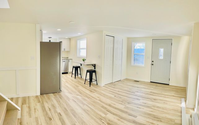 Interior, Kitchen, Recessed Lighting, Wood Texture Flooring