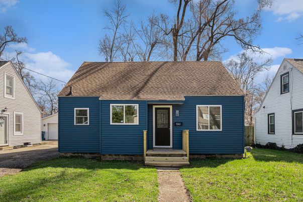 Exterior, Facade, Cape Cod