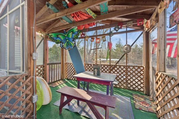 Interior, Sun Room, Wooden Beams