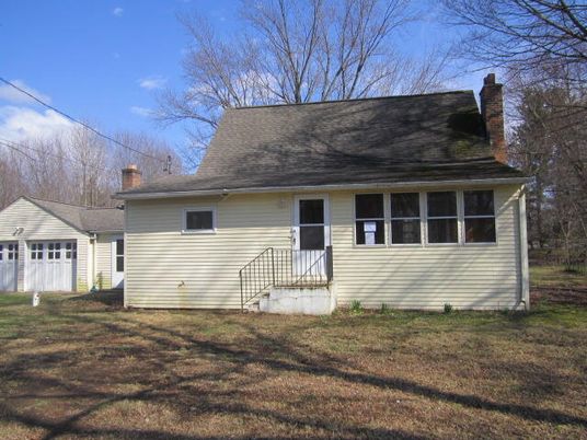 Backyard, Detached Garage, Exterior