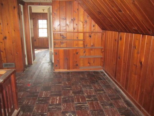 Empty room, Interior, Wooden Ceilings, Wooden Walls