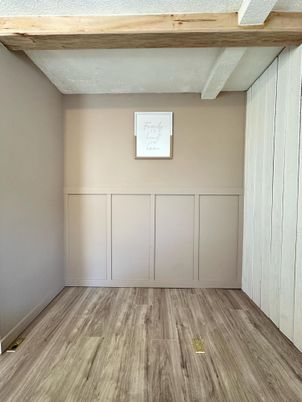 Empty room, Interior, Wooden Beams, Wood Texture Flooring