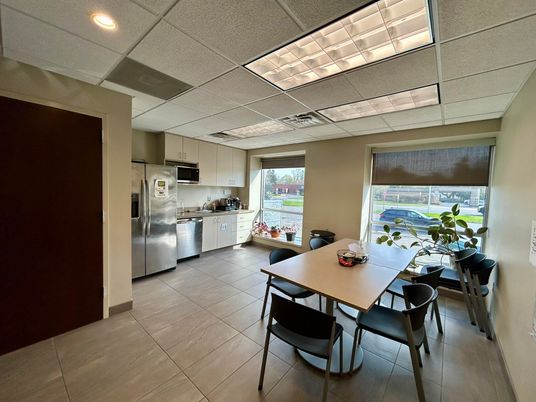 Dining room, Interior, Kitchen, Recessed Lighting, Stainless Steel Appliances