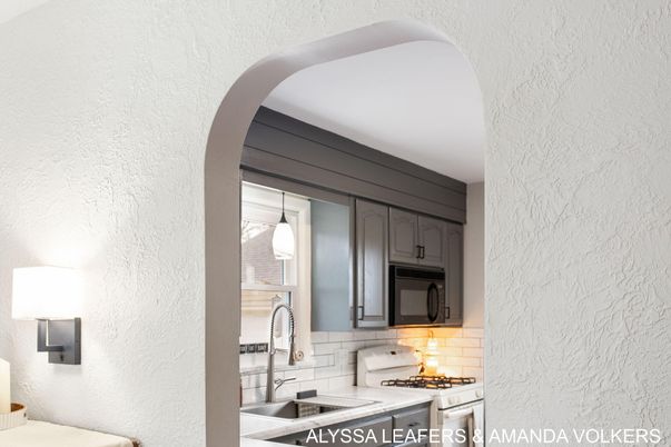 Interior, Kitchen, Pendant Lights, Stainless Steel Appliances
