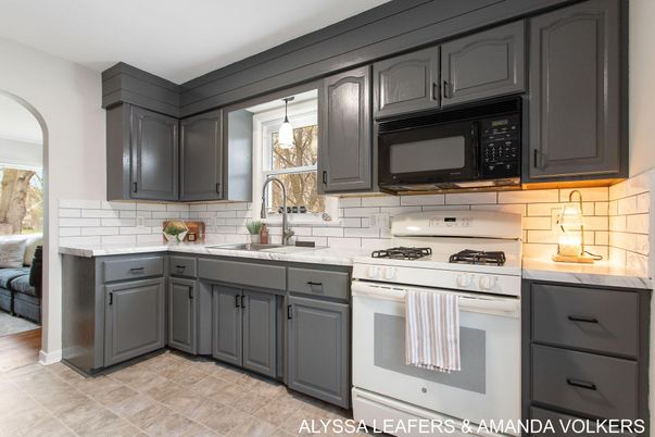 Interior, Kitchen, Pendant Lights