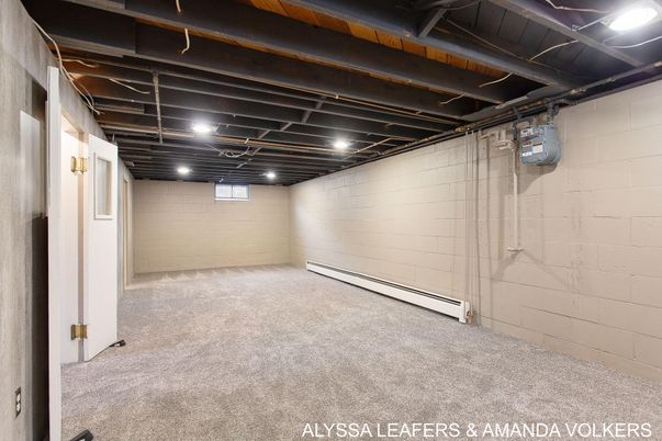 Empty room, Interior, Recessed Lighting, Stone Walls