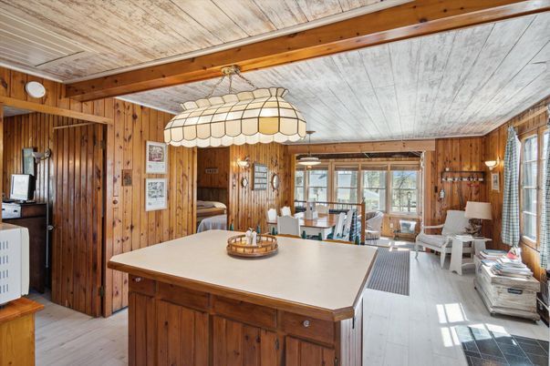 Chandelier, Dining room, Interior, Kitchen, Pendant Lights, Wooden Beams, Wooden Ceilings, Wood Texture Flooring, Wooden Walls