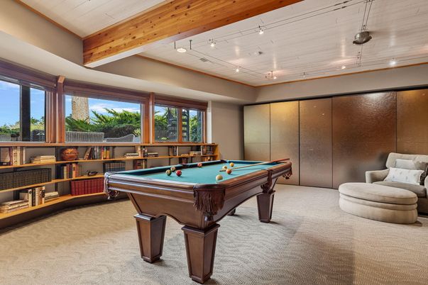 Billiard Table, Game Room, Interior