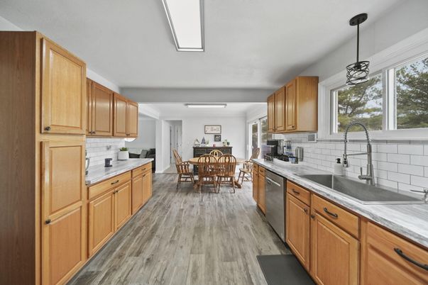 Dining room, Interior, Kitchen, Pendant Lights, Wood Texture Flooring