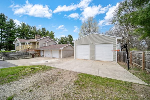 Backyard, Detached Garage, Exterior