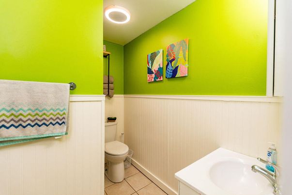 Bathroom, Interior, Recessed Lighting