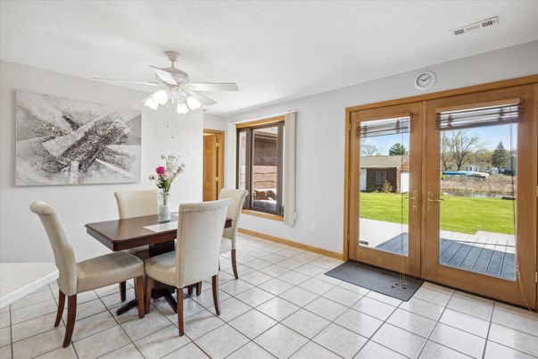 Dining room, Interior